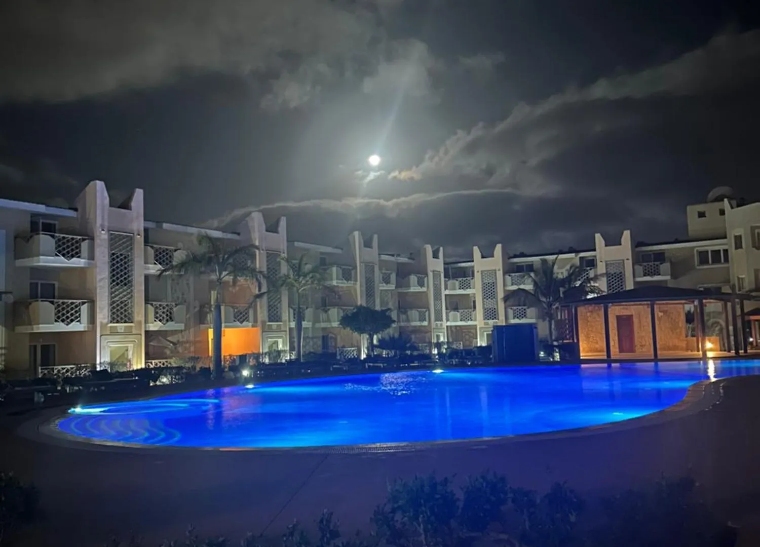 Tropical Paradise Santa Maria 0*,  Cape Verde